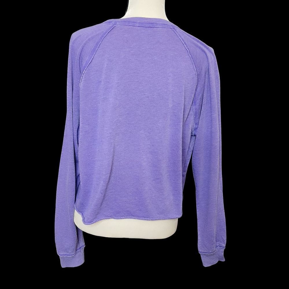 Victoria's secret pink sweatshirt - Picture 3 of 4